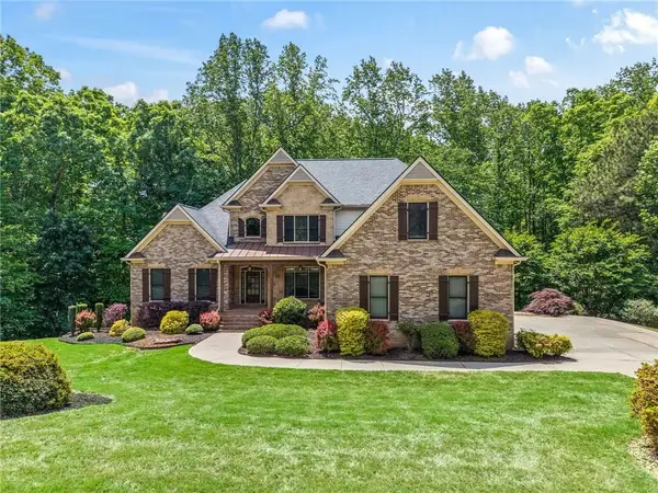 4726 Quailwood Drive, Flowery Branch, GA 30542
