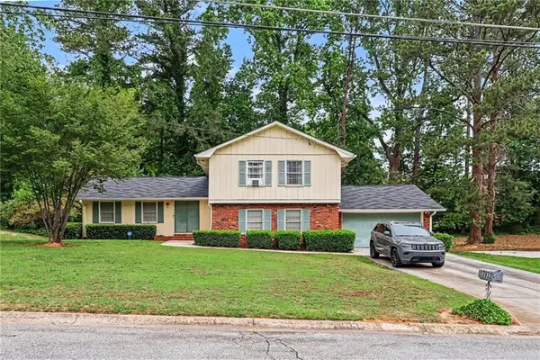 3932 Pinehurst Valley Drive, Decatur, GA 30034