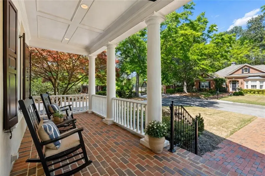 2093 Stephens Walk, Dunwoody, GA 30338 - #2