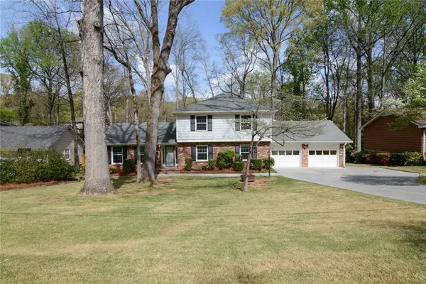 618 Dorsey Sw, Lilburn, GA 30047