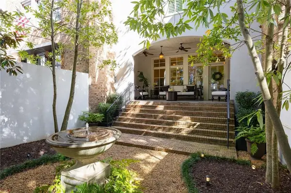 125 Hubbard Road, Woodstock, GA 30188