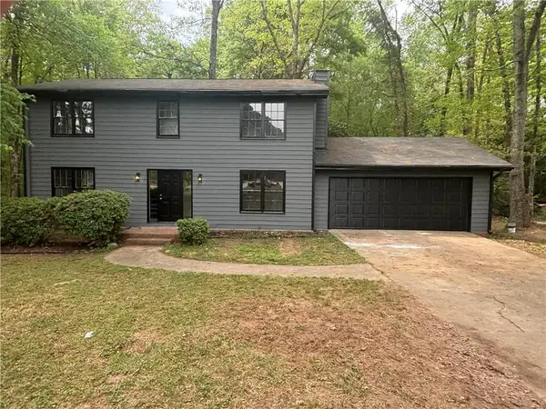3395 S Rockview Court, Lithonia, GA 30038