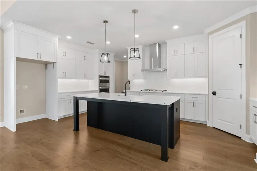 565 Pearl Street, Cumming, GA 30040 - #2