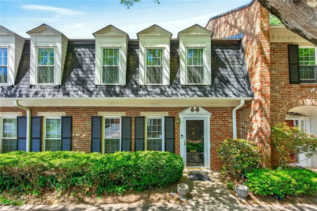 9 Scotland Place Nw, Atlanta, GA 30318 - #1