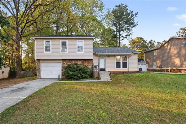 3049 Meadow Wood Court, Lawrenceville, GA 30044