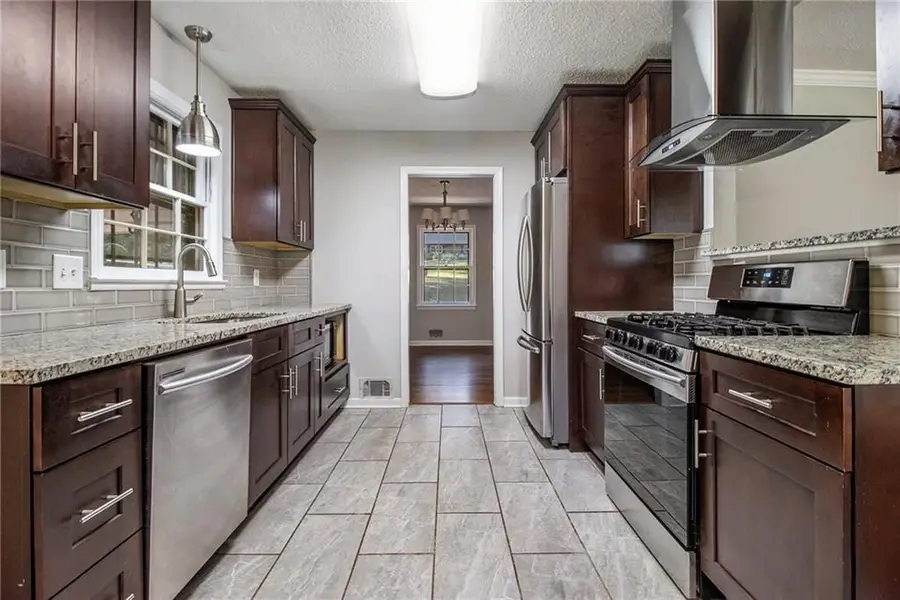 4204 Williamsburg Drive, Atlanta, GA 30337 - #3