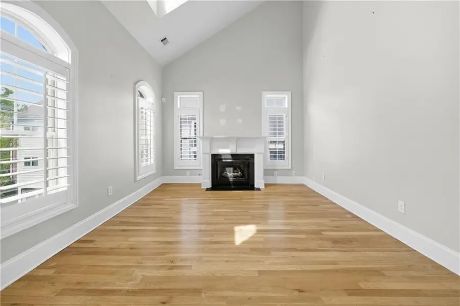 285 Le Gran Bend, Atlanta, GA 30328 - #2