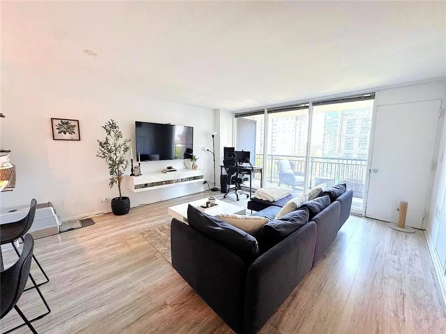 620 Peachtree Street Ne #909, Atlanta, GA 30308 - #3