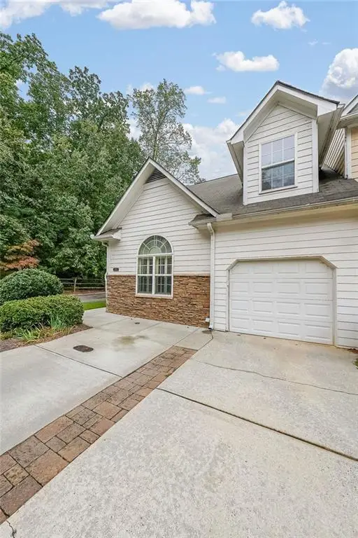 382 Guibor Nw #4, Kennesaw, GA 30144