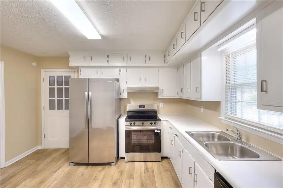 1124 Ironwood Drive, Grayson, GA 30017 - #3