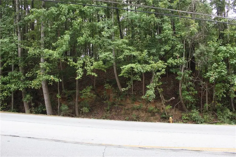 433 N. Deshong, Stone Mountain, GA 30087 - #2