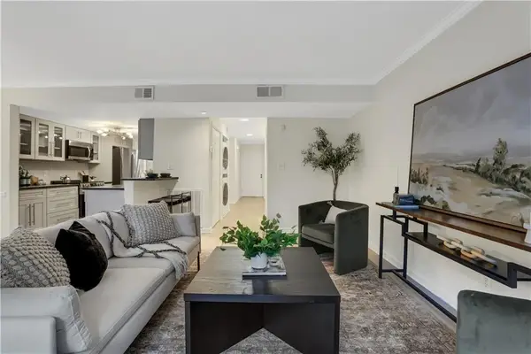 9 Ivy Gates Ne, Atlanta, GA 30342