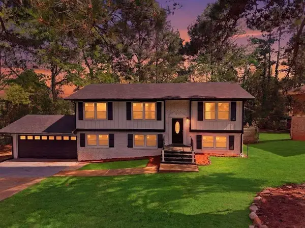 2304 S Hairston Road, Decatur, GA 30035