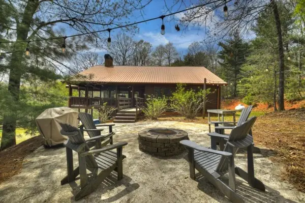 6 Red Holly Road, Blue Ridge, GA 30513