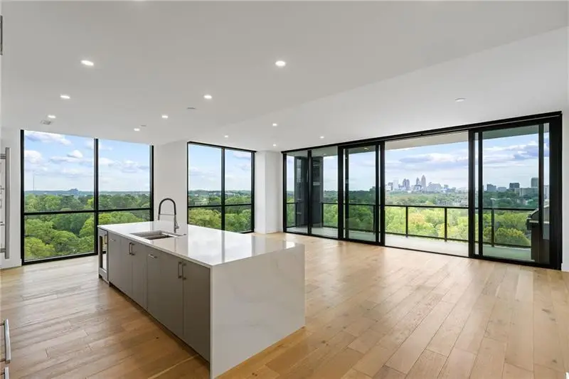 2425 Peachtree Road Ne #1409, Atlanta, GA 30305 - #2