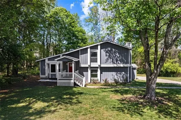 2592 Twin Oaks Sw, Marietta, GA 30064