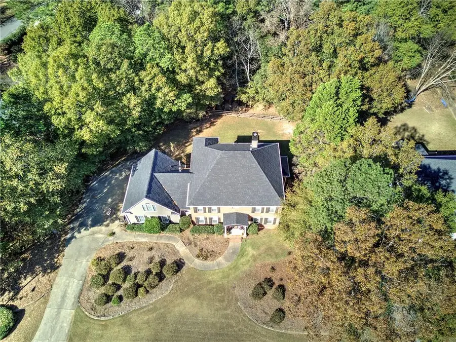 4 Buckingham Court, Cartersville, GA 30120 - #3