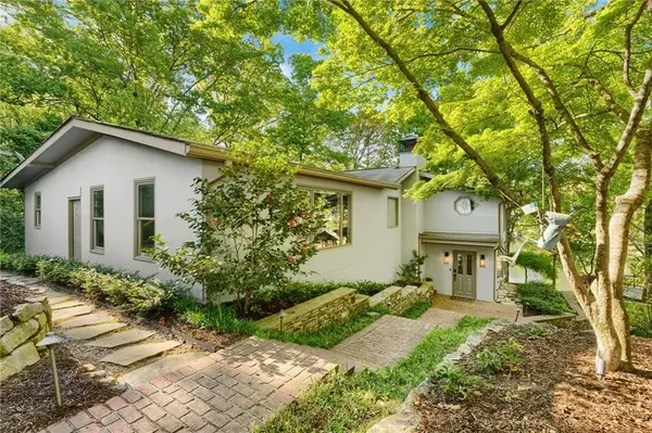 594 Hilltop Lane, Berkeley Lake, GA 30096