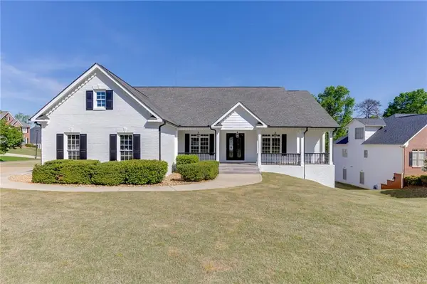 5821 Chalet Way, Hoschton, GA 30548