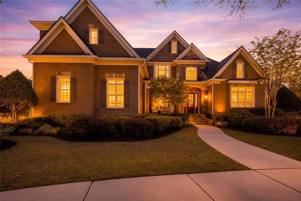 6221 Random Winds Bluff, Gainesville, GA 30506 - #1