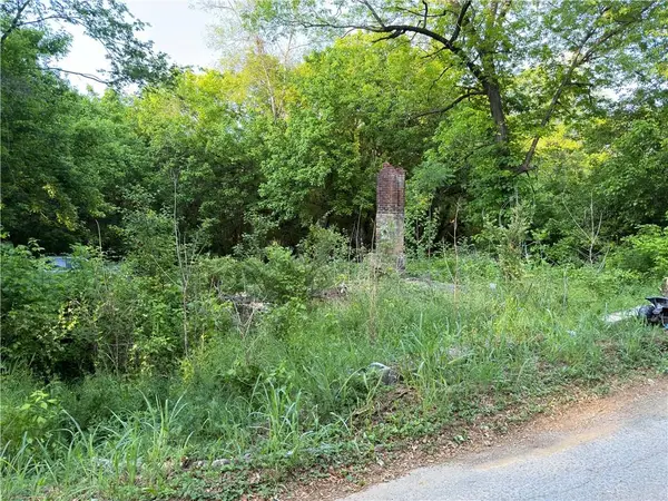 4 Circle Drive Se, Lindale, GA 30147