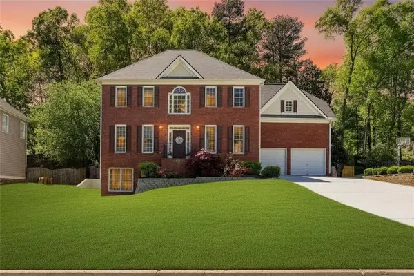 665 Braidwood Nw, Acworth, GA 30101