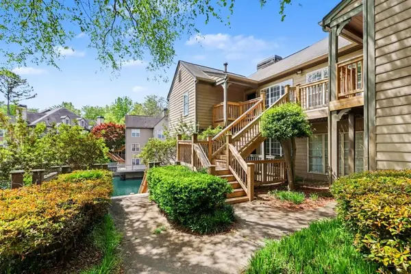 702 Mill Pond Drive Se, Smyrna, GA 30082