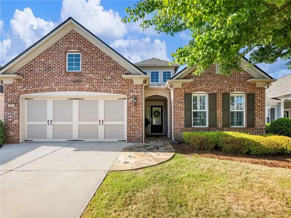 5916 Chimney Rock Drive, Hoschton, GA 30548