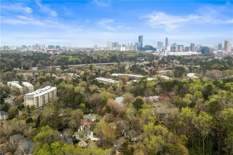 4 Vale Close Ne, Atlanta, GA 30324 - #2