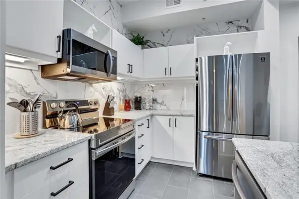 390 17th Street Nw #6006, Atlanta, GA 30363