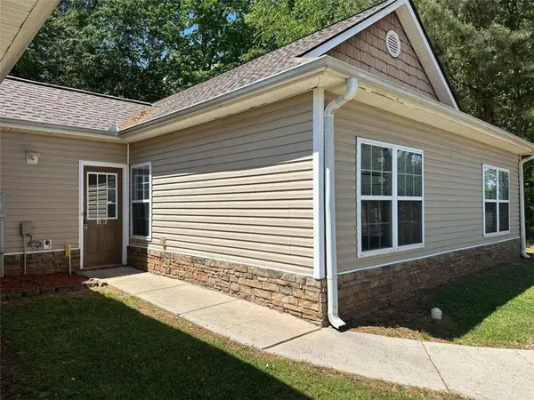 281 Northwinds Boulevard #B3, Carrollton, GA 30117