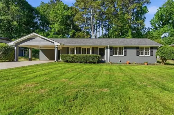 395 Ben Avenue Sw, Lilburn, GA 30047