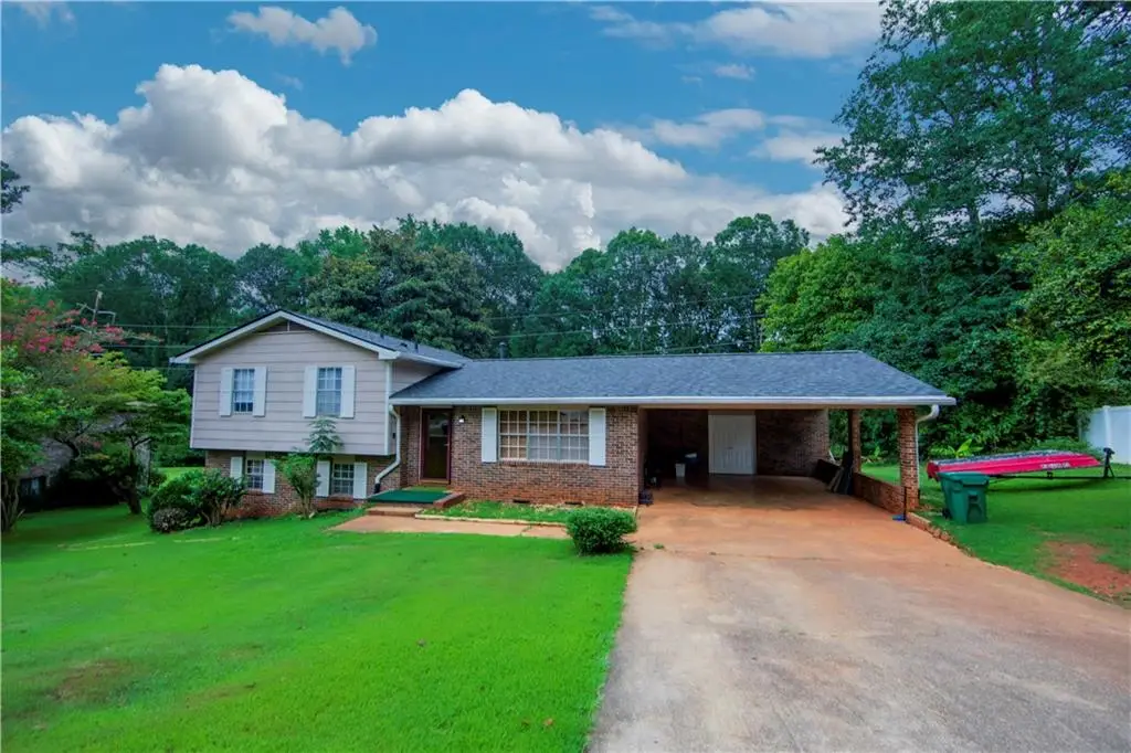 5856 Oakleaf Drive, Stone Mountain, GA 30087 - #1