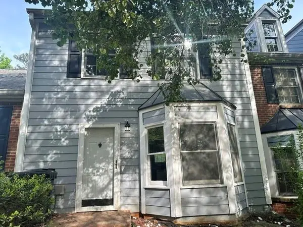 1270 Warsaw Rd, Roswell, GA 30076