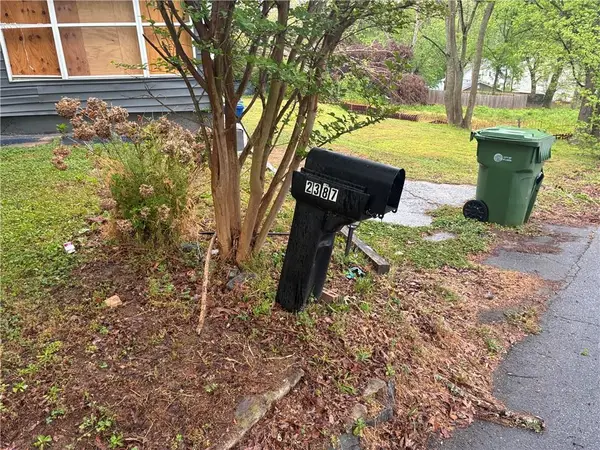 2387 Saint James Drive Nw, Atlanta, GA 30318