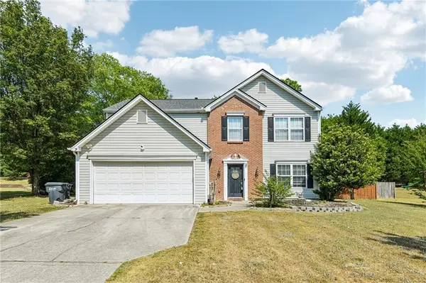 441 Crested View Drive, Loganville, GA 30052