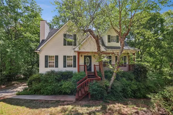 6321 Shady Grove Lane, Flowery Branch, GA 30542