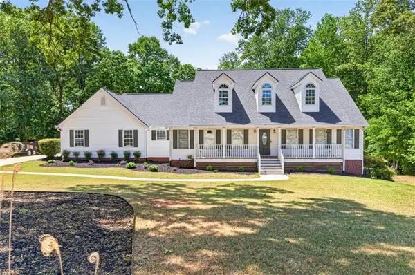 5633 Peace Avenue, Braselton, GA 30517