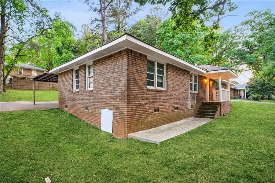 4006 Burns Road Sw, Lilburn, GA 30047 - #3