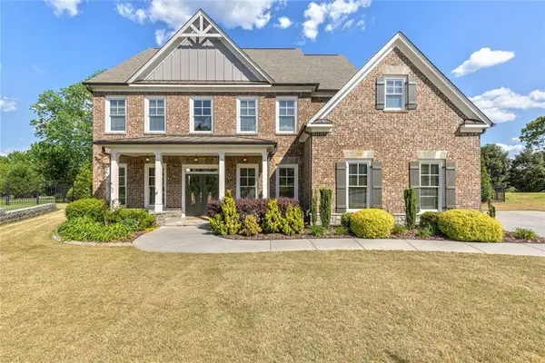 988 Woodtrace Lane, Auburn, GA 30011