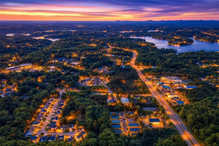 2668 Limestone Creek Drive, Gainesville, GA 30501 - #3