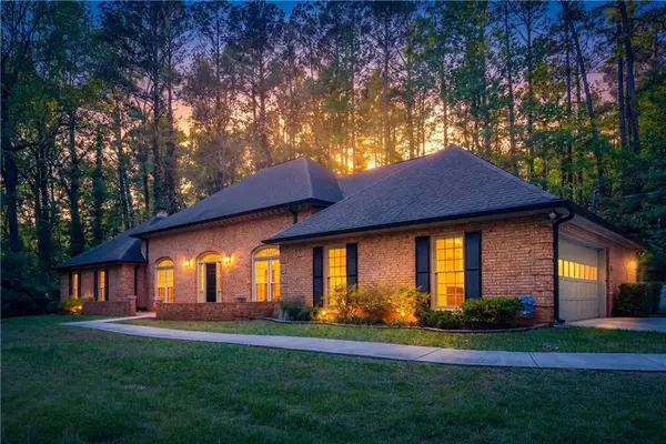 1664 Lilburn Stone Mountain Road, Stone Mountain, GA 30087