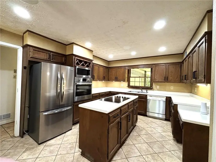 729 Ga-92, Fayetteville, GA 30214 - #3