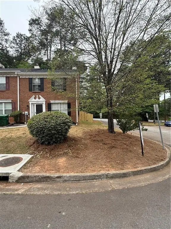 578 Hambrick Square, Stone Mountain, GA 30083