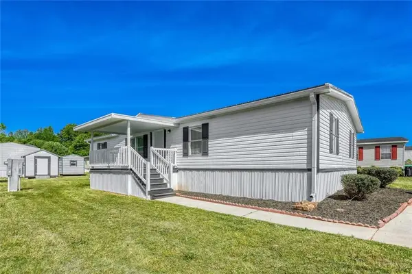 916 Bel Air Boulevard, Hampton, GA 30228