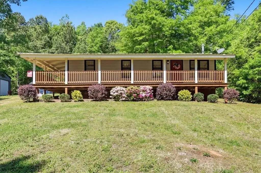 105 Lake Street, Jefferson, GA 30549 - #1