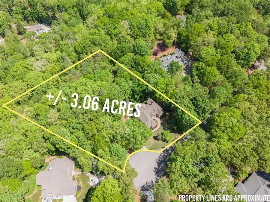 3560 Greystone Road, Gainesville, GA 30506 - #3