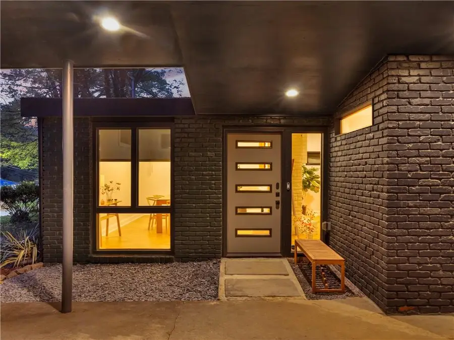 671 Clover St. Sw, Atlanta, GA 30310 - #2