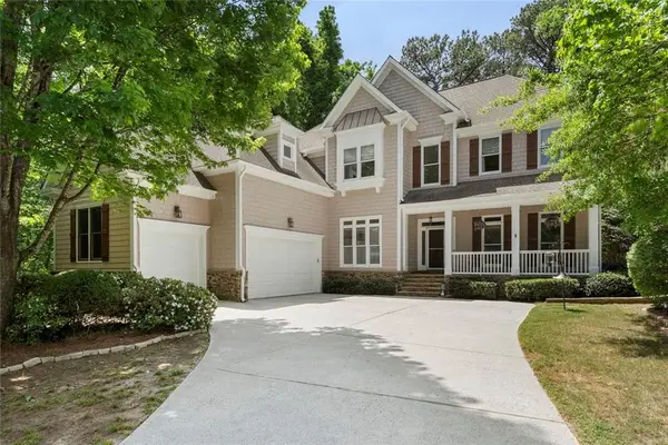 3698 Lakeview Drive, Tucker, GA 30084