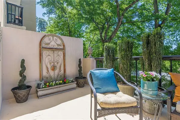 1 Biscayne Drive #109, Atlanta, GA 30309